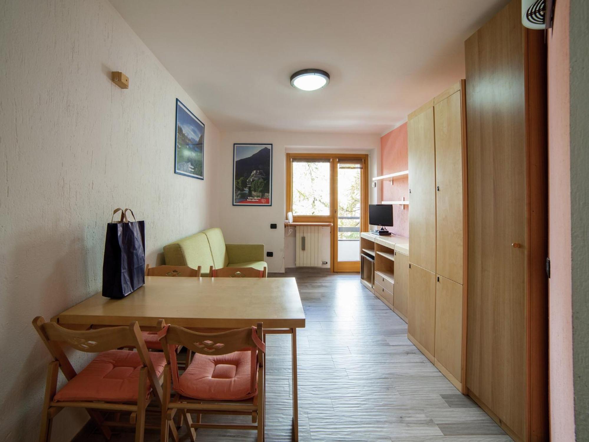 Contemporary Apartment in Breuil-Cervinia near Ski Area Exterior foto